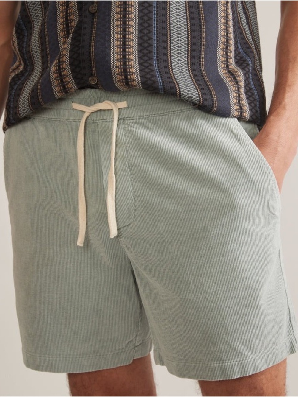 Marine Layer Men’s Shorts Large Saturday Corduroy Short 6” in Gray Blue Cotton